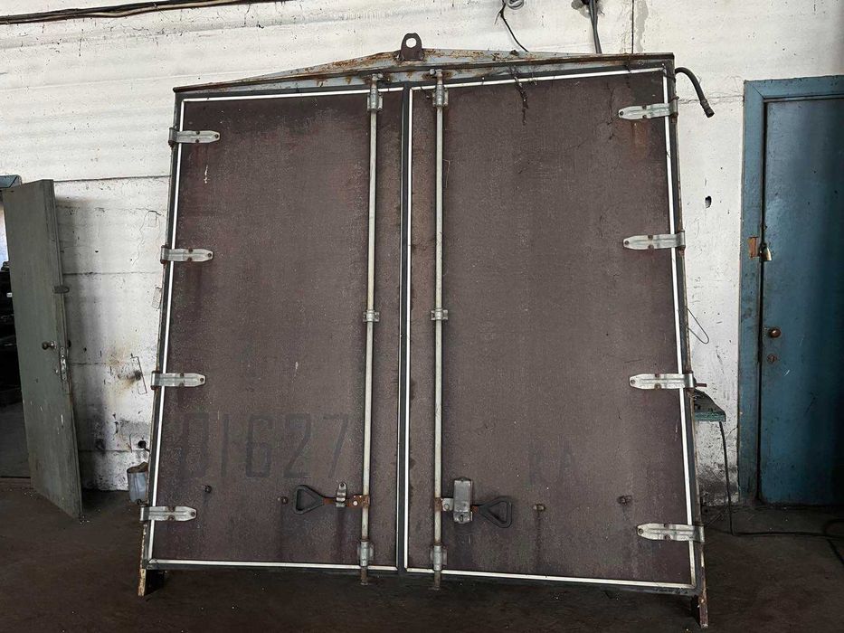 Ворота Напівпричепу