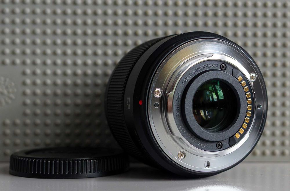 Panasonic Lumix G 25mm F1.7 Mikro Cztery Trzecie