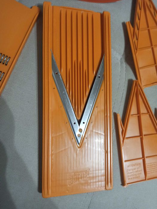 Овоще-фрукто измельчитель BERNER V3+терка для корейской моркови