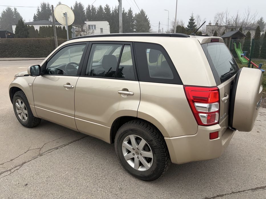 Suzuki Grand Vitara 2