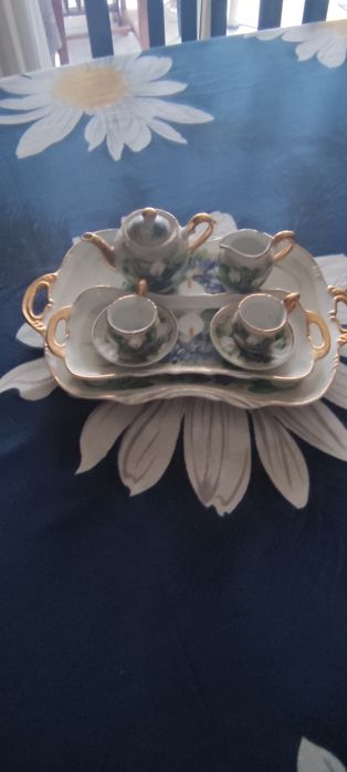 Serviço de chá em miniatura