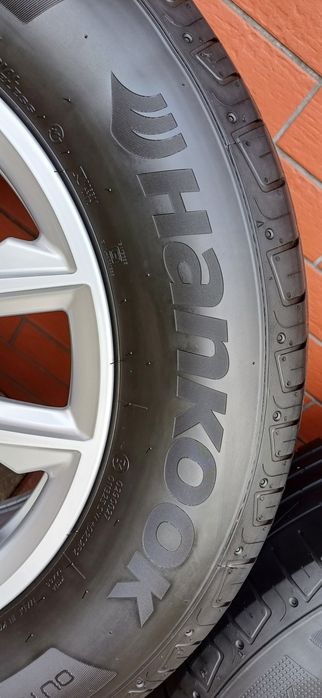 Alufelgi 17" Nowe oryginalne Audi i opony letnie.