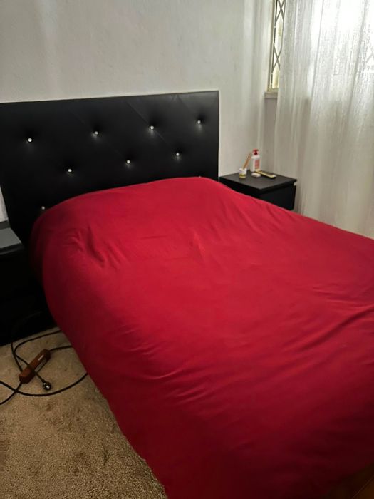 Cama de casal com colchão