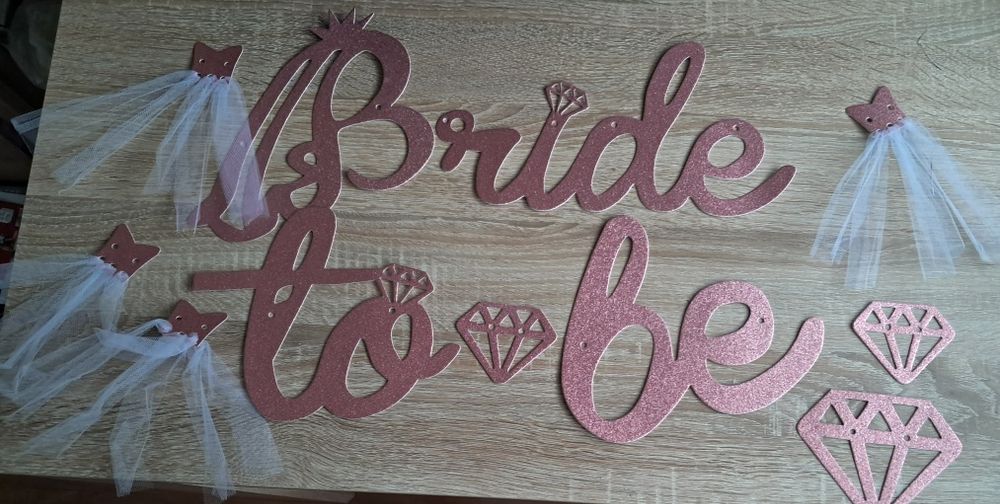 Napis "Bride to be"