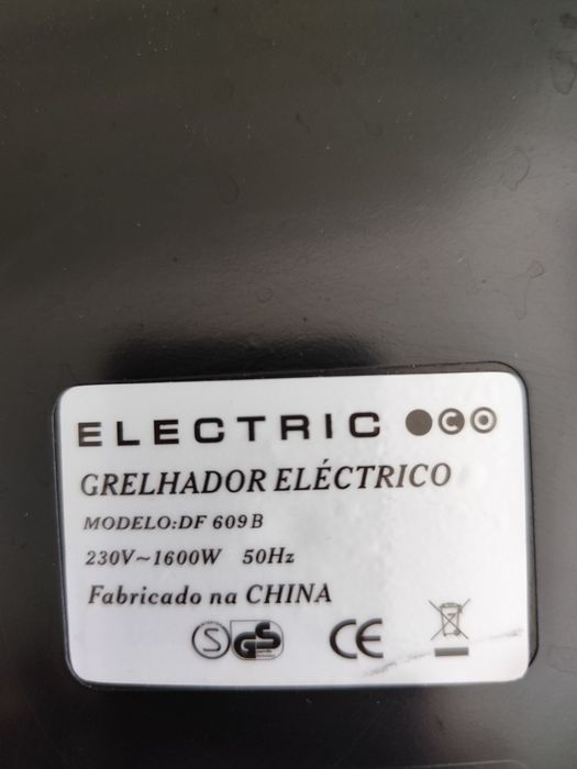 Grelhador elétrico