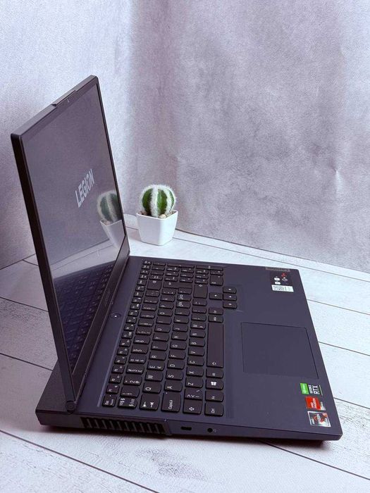 Lenovo Legion 5 (15ACH6H) AMD Ryzen 5 5600H