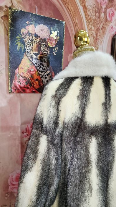 EuMereço! Casaco Vison cor rara Crus Negra