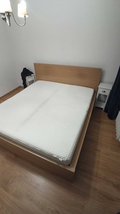 Łóżko ze stelazem i materacem 180x200 Łódź