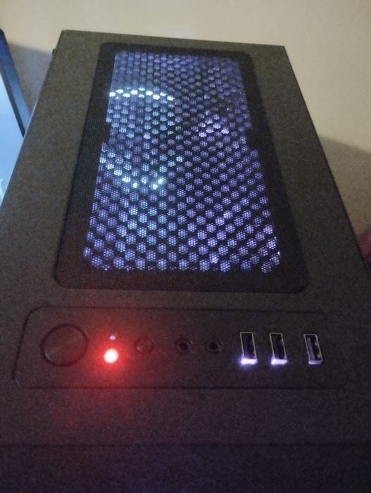 Torre Gaming ASUS i7  3.90ghz