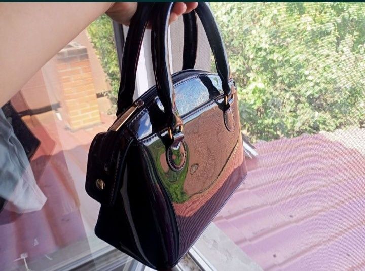 Продам новую сумку