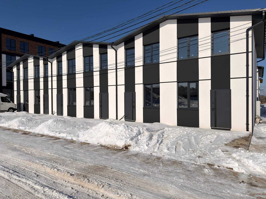 Продаж Невеличкого ТаунХауса 48м2 з двориком. Збудований з Документами