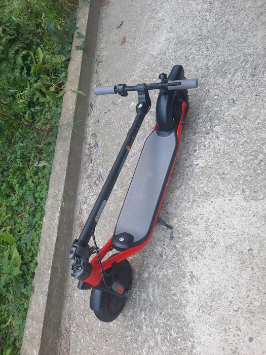 Єлектросамокат Ninebot Segway D 18 E