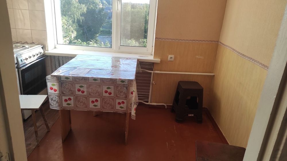 Продаж 2-к квартири у Миргороді,  вул. Гоголя, 181б