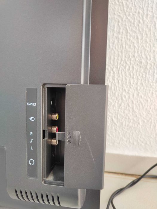 Tv Lcd Sanyo CE 20L03