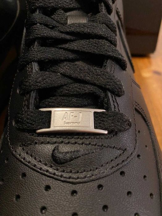 Nike Air Force 1 Low Supreme Black R.43