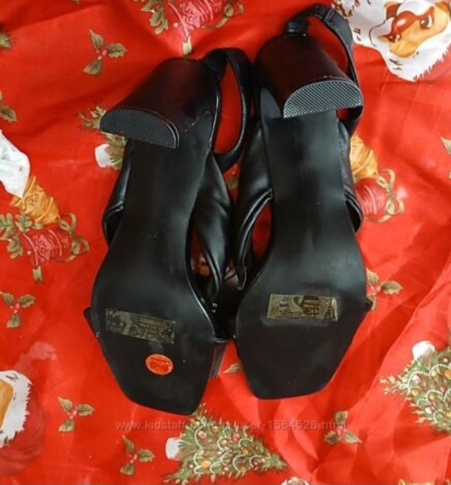 Нові фірмові босоніжки р. 41 (27 см) — Неймовірно м'які та стильні!