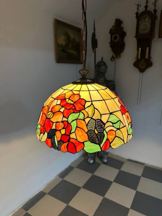 Люстра стельова підвісна у стилі Тіффані вітраж 7549