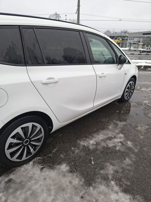 Продам авто Opel Zafira Tourer