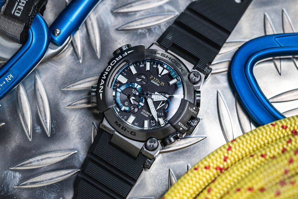 Часы Casio MRG-BF1000R -1A ! Оригинал! Фирменная гарантия 2 года!
