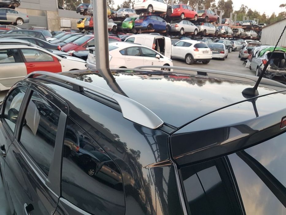 Nissan Qashqai+2 para peças