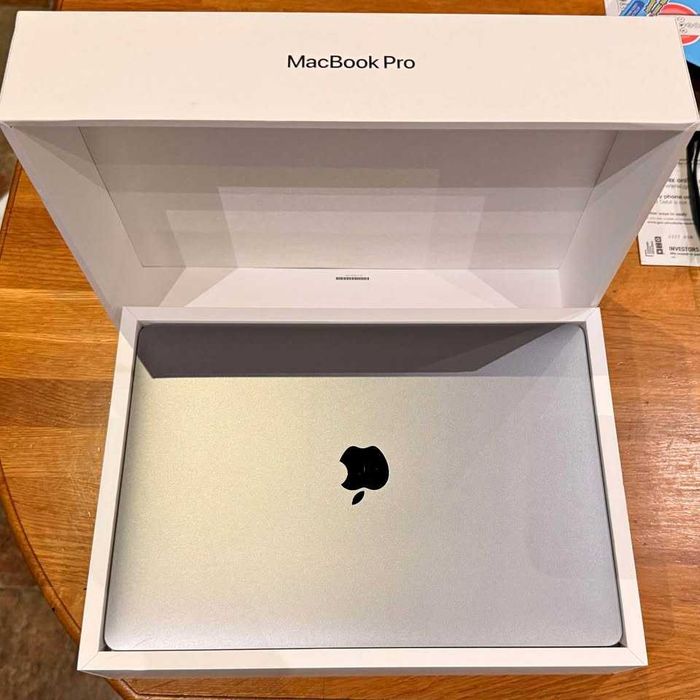Apple MacBook Pro 13”