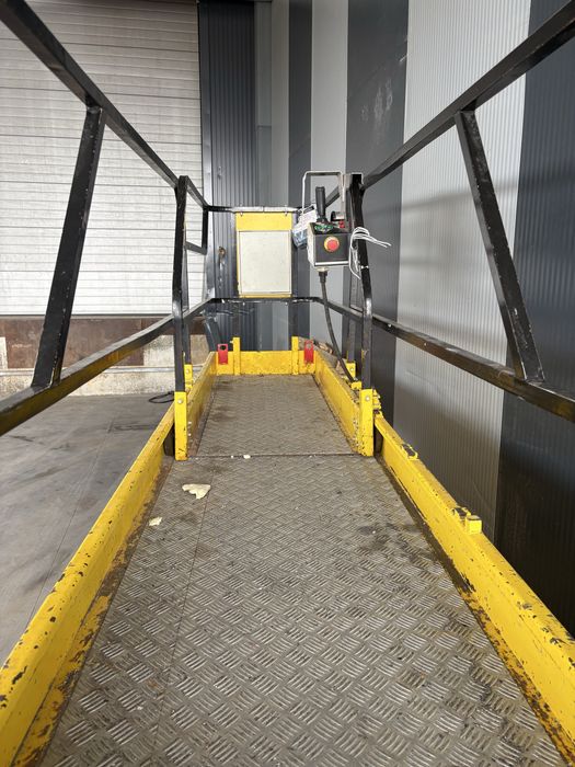 Plataforma Elevatória de Tesoura Elétrica Haulotte