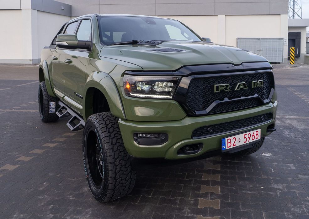 RAM 1500 RAM 1500 / 4X4 / 5.7 HEMI  / LIFT 6CALI / FV 23% / leasing /