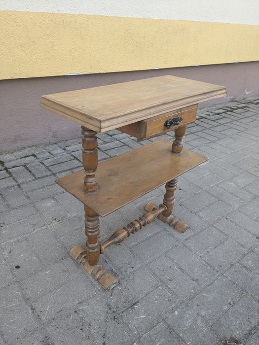 Stolik do przedpokoju vintage