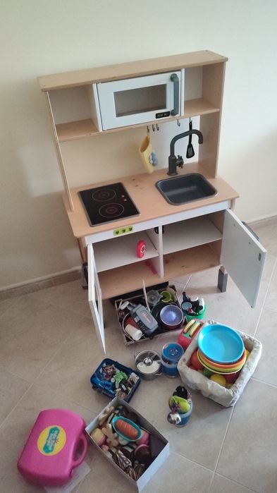 Cozinha de brincar IKEA com acessórios