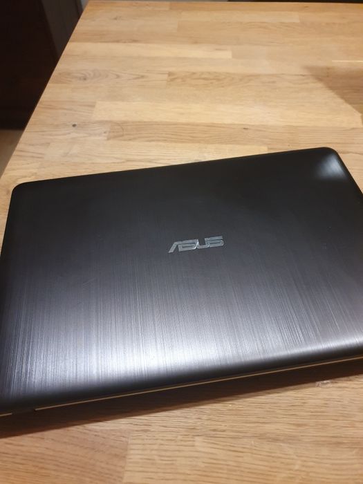 Laptop Asus R540S 15