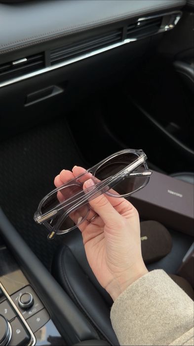 В наявності окуляри Tom Ford ідентична якість