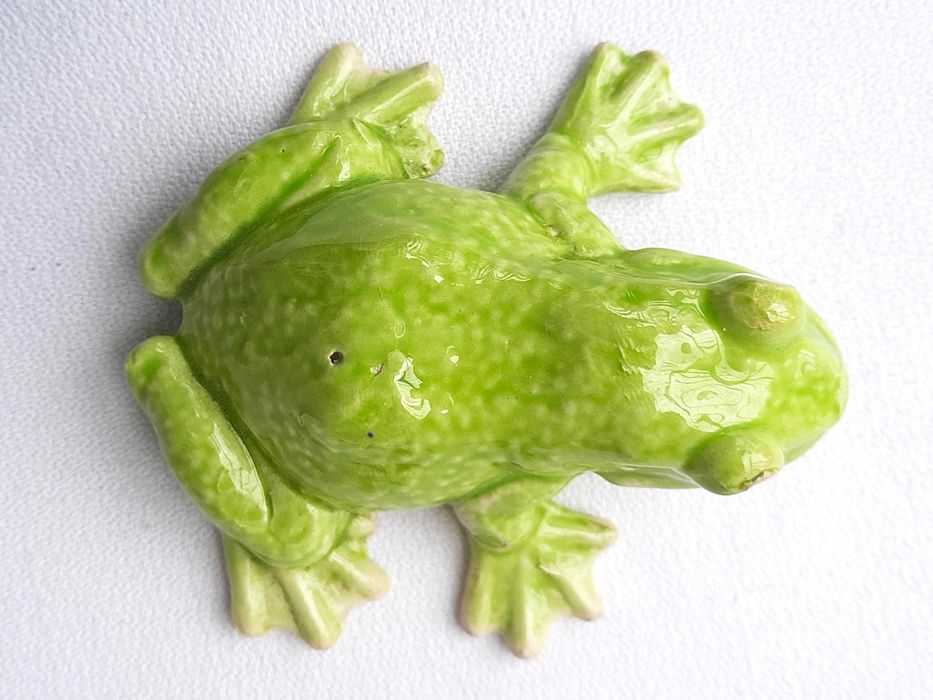 Ceramiczna żaba - dekoracja ceramiczna