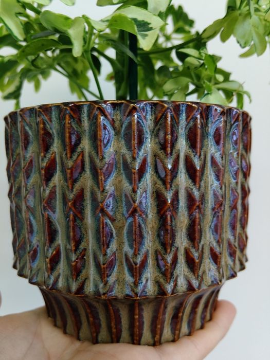 Osłonka, doniczka ceramiczna, szkliwiona. W stylu vintage/retro