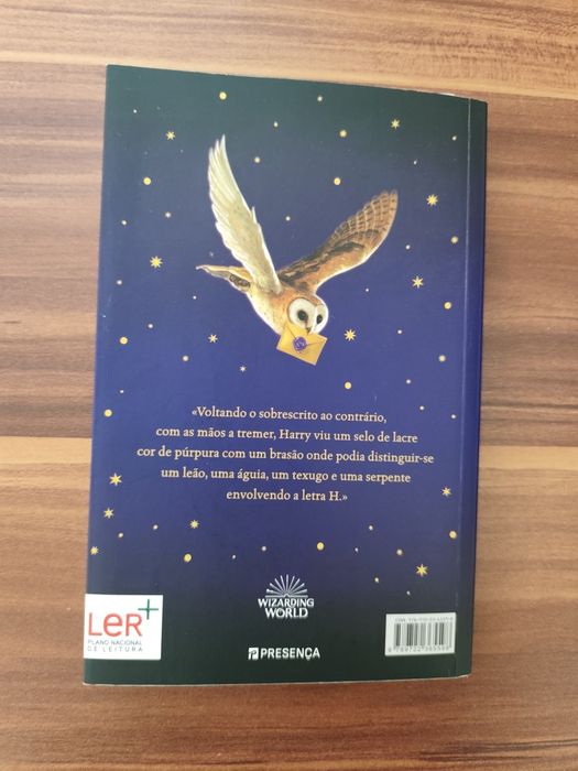 Livro Harry Potter e a Pedra Filosofal - J.K. Rowling