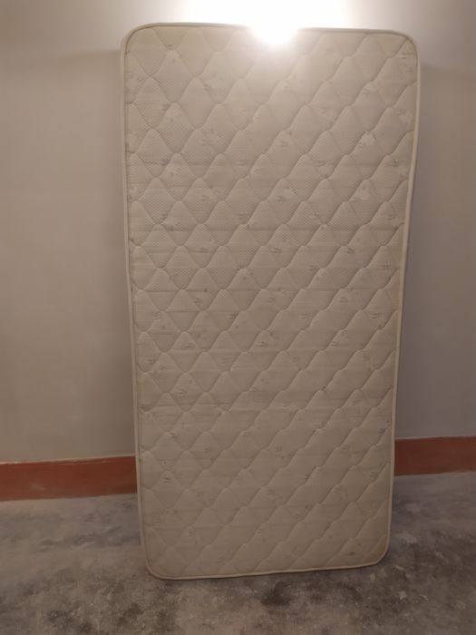 2 colchões de cama