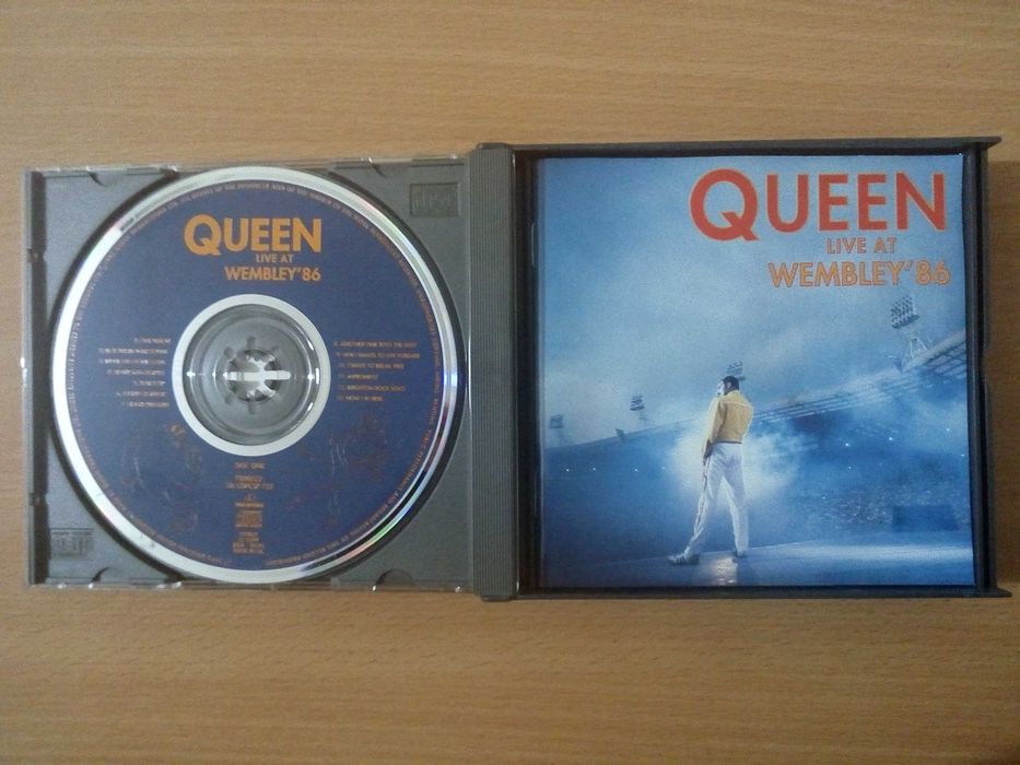 (.   Reservado.   )   QUEEN - Liva At Wembley '86 2xCD