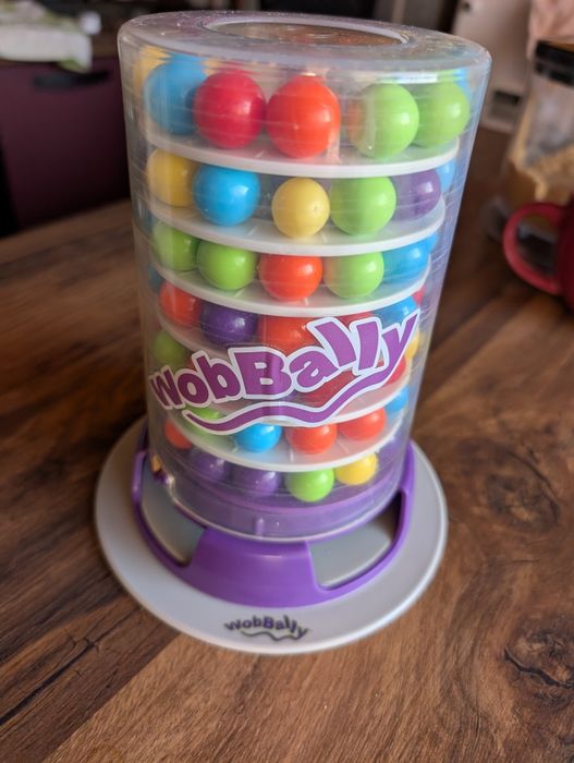 Настольная игра wob bally. Настолка, падающая башня. Дженга