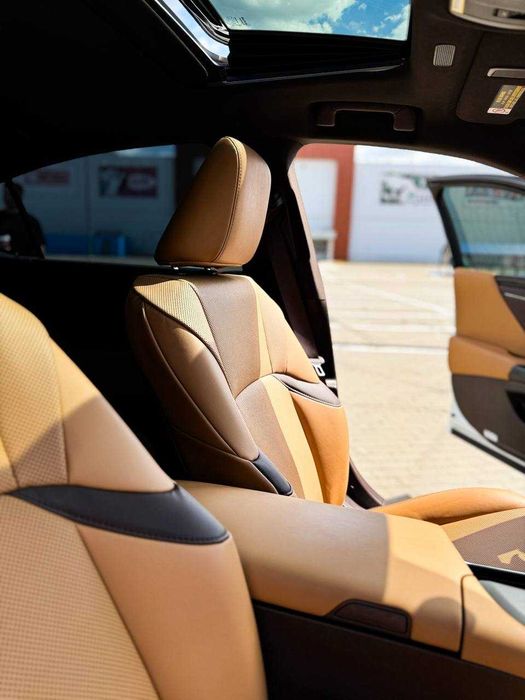 Lexus ES 2021 300h e-CVT