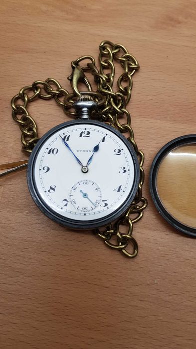 Kieszonkowy zegarek *Eterna*