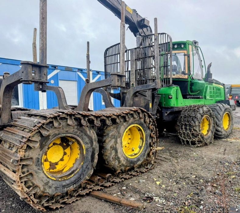 Forwarder leśny ciągnik leśny maszyna John Deere 1110G Finansowanie 1%