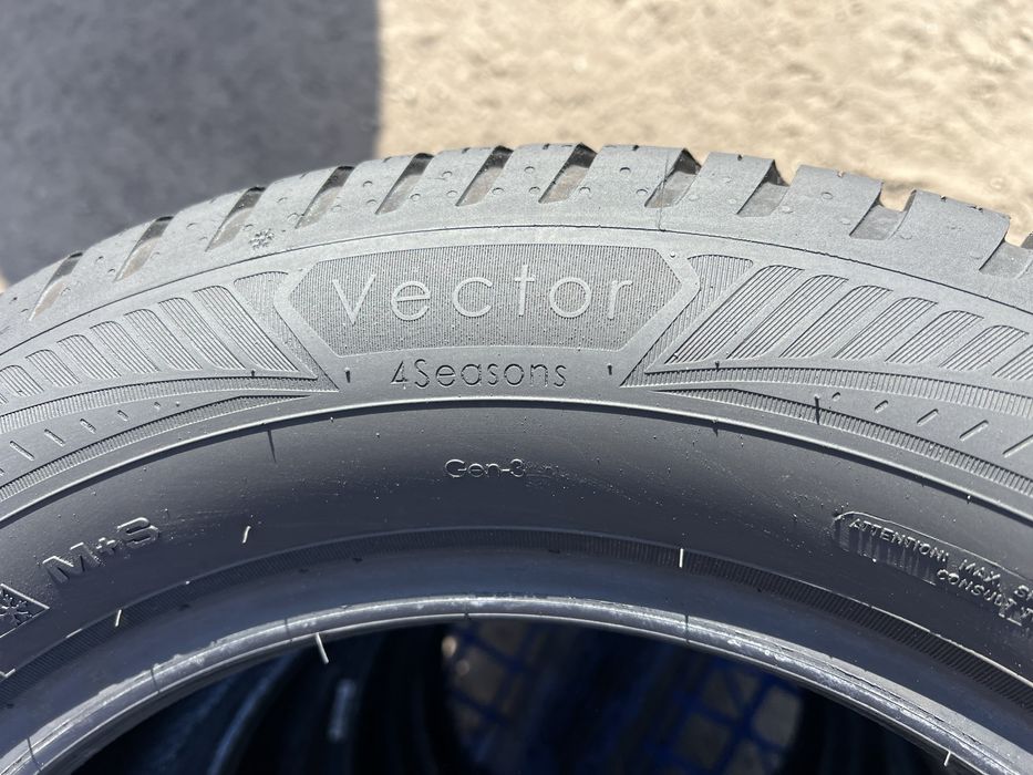 195/65r15 Goodyear Vector 4 season 25р шини всесезонні комплект