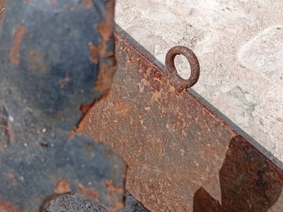 Apliques de parede de grandes dimensões em ferro forjado