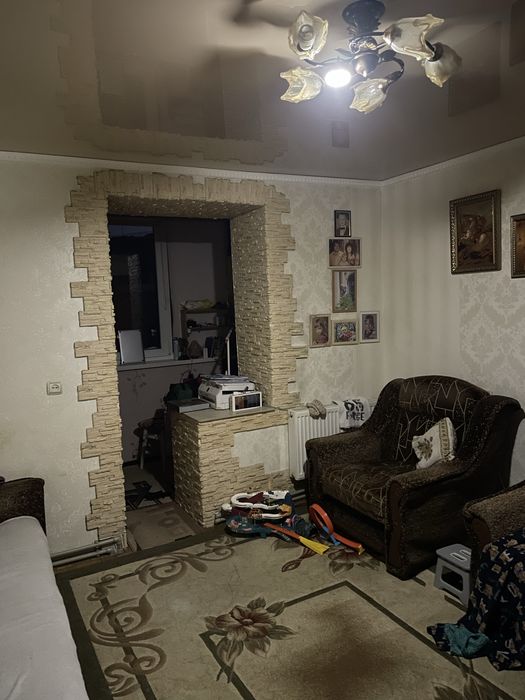 Кемпінговий, кімнатний ліхтар: автономність 6+ годин, режим powerbank