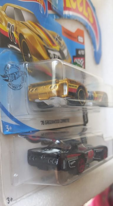 Conjunto 2, 76 greenwood corvette hot wheels