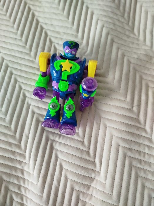 Super things robot