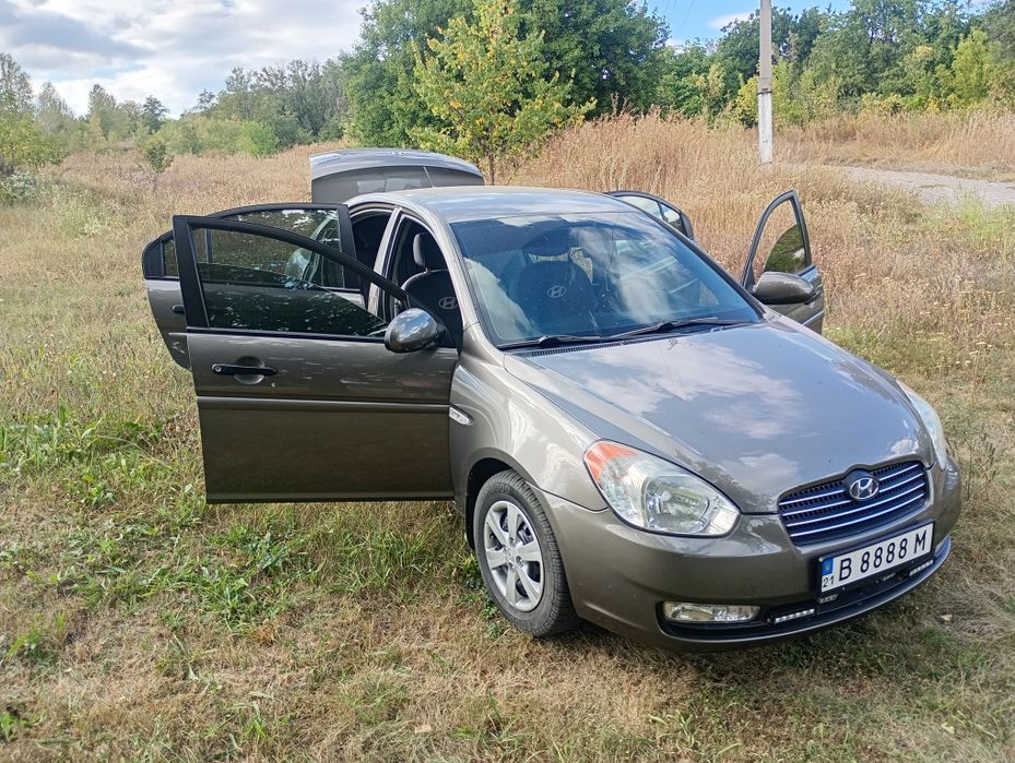 авто Хюндай акцент 2009