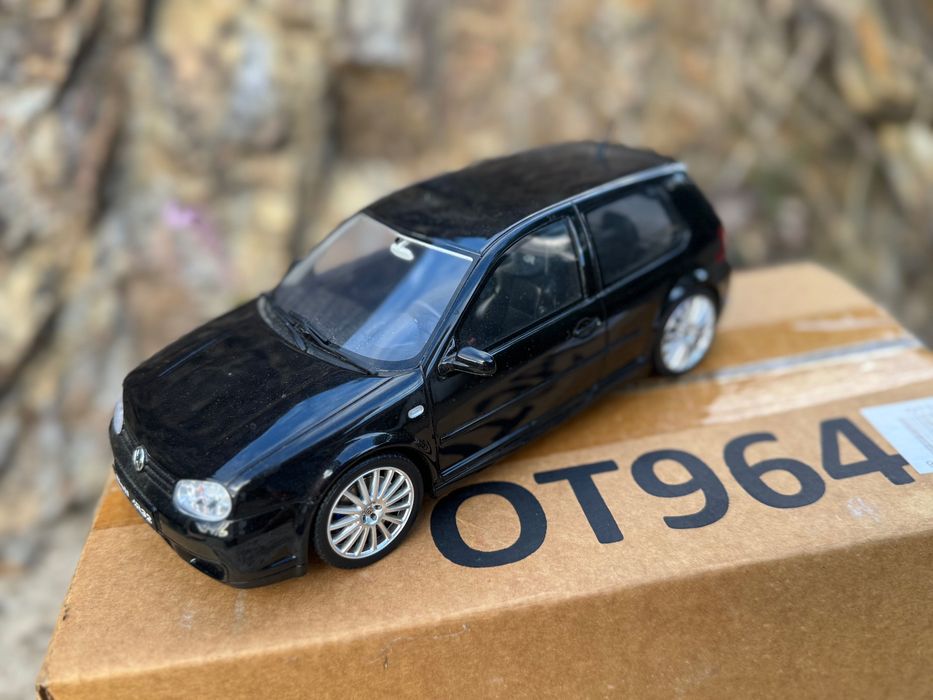 Ottomobile volkswagen golf r32