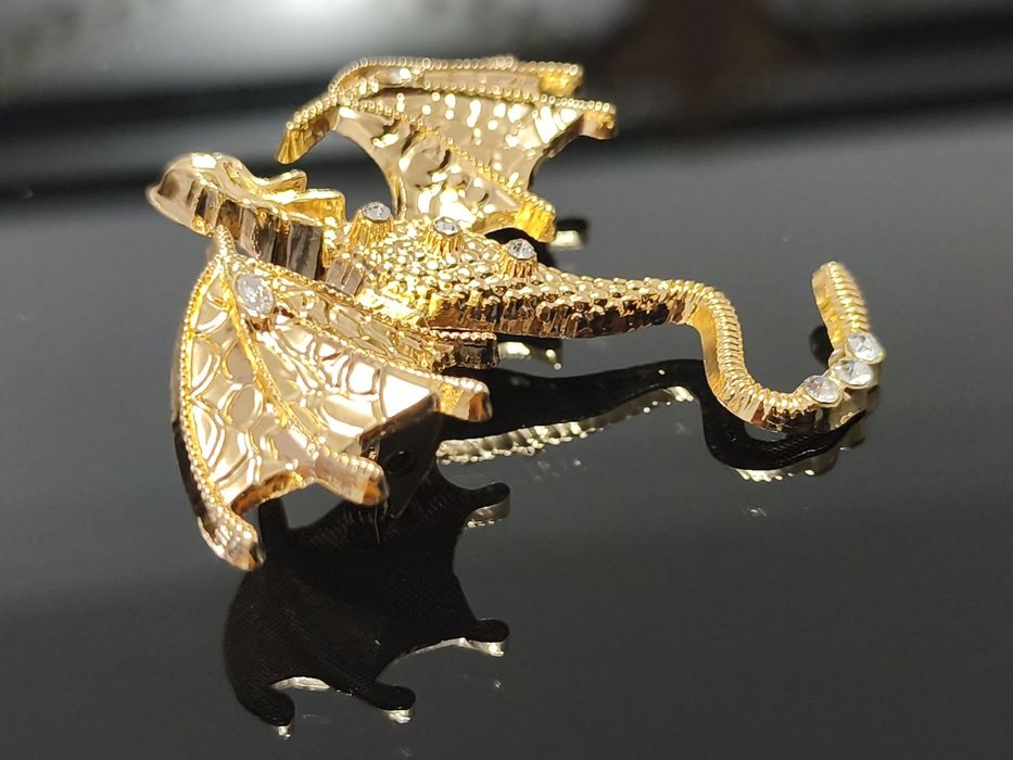 Alfinete Dragão Dourado