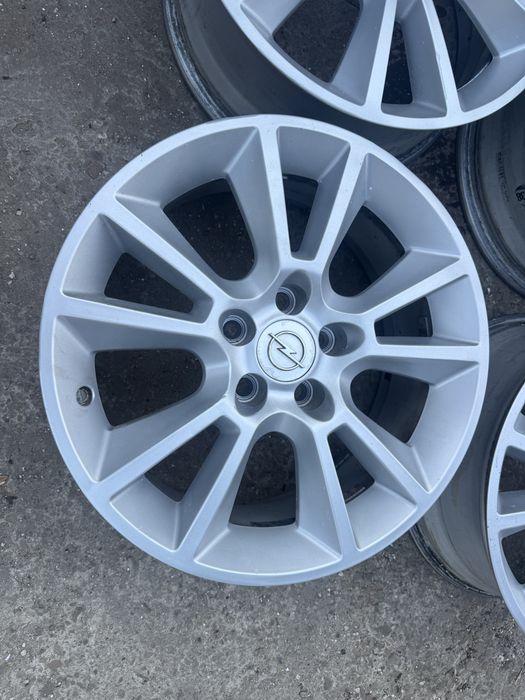 Felgi aluminiowe opel 17” 5x110 corsa astra vectra combo zafira 65.1mm