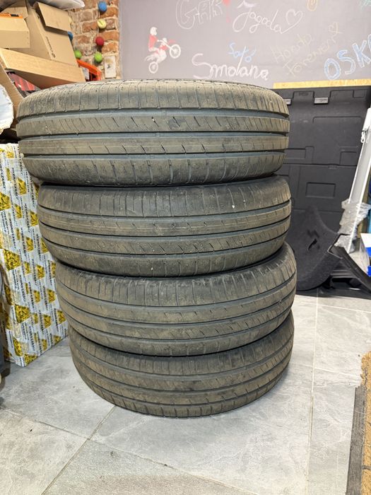 Opony kumho ecowing r15